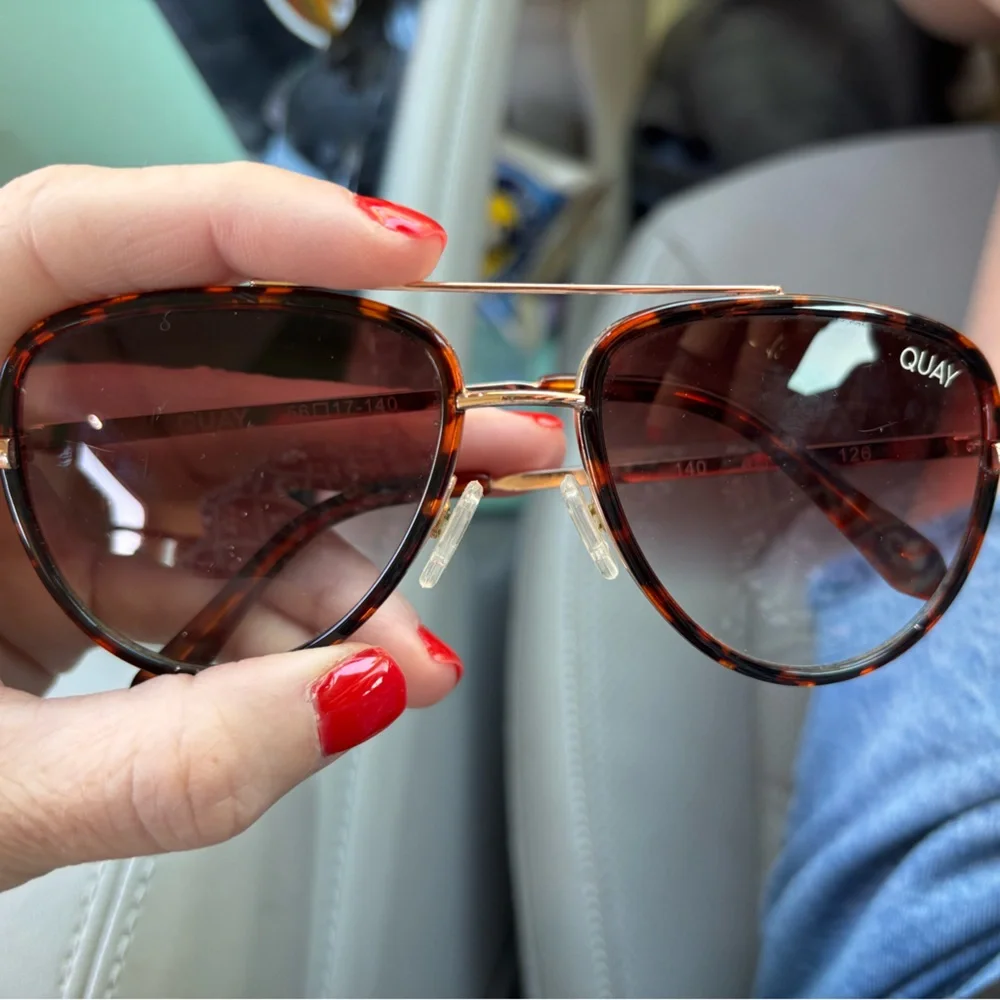 Quay Australia Tortoiseshell Aviator Sunglasses with Gradient Brown Lenses